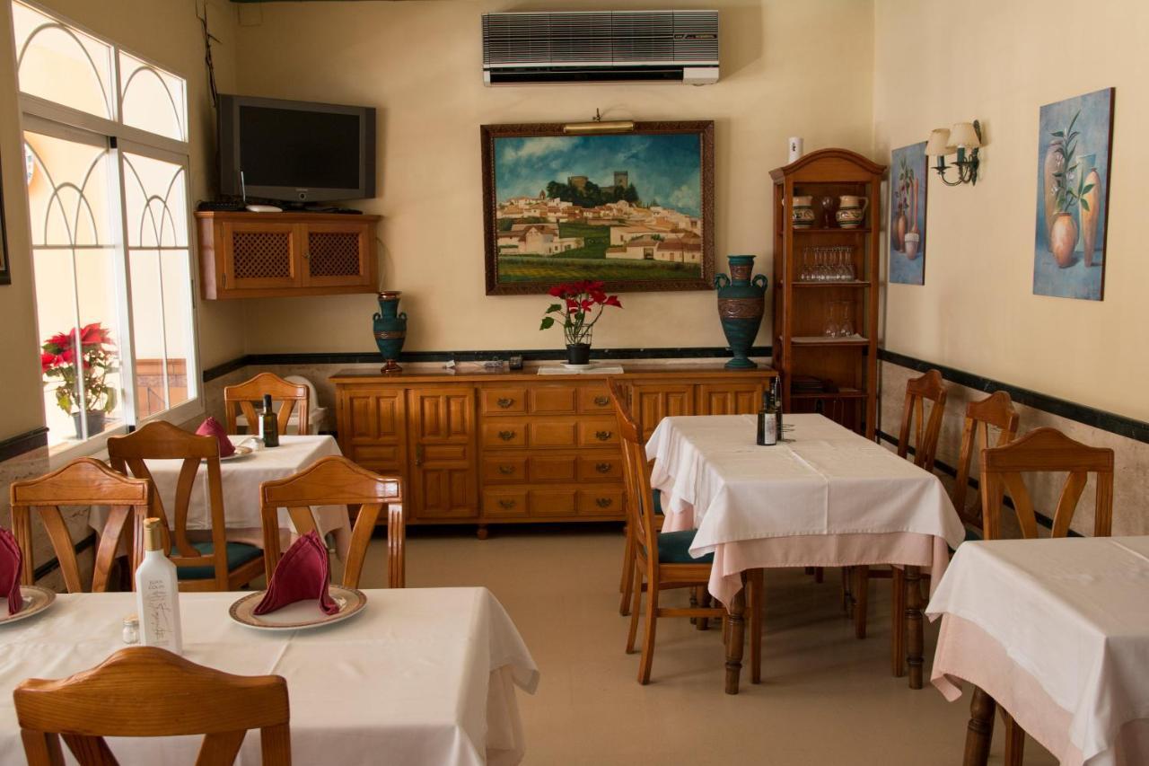 Hostal Restaurante El Cary Montemayor Extérieur photo